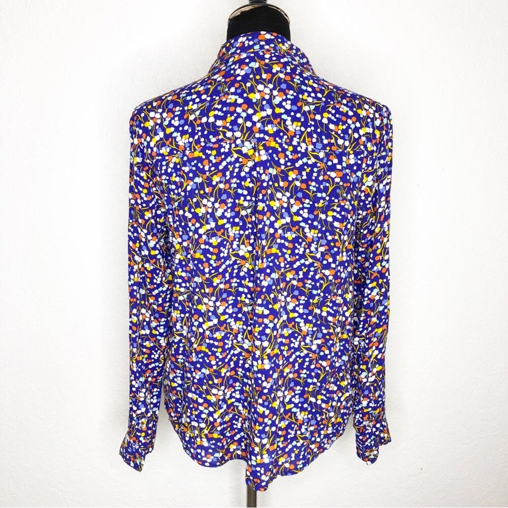 Conversations by Anthropologie blue tulip print button down top size 6 - Picture 2 of 13